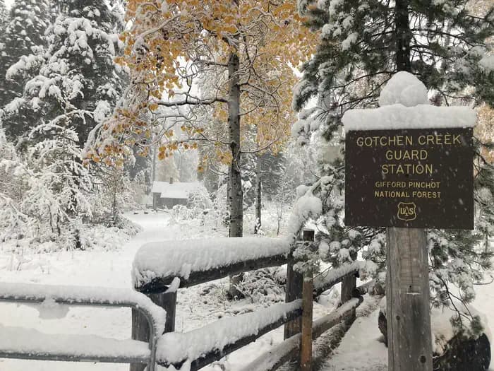 Gotchen Guard Station in Washington