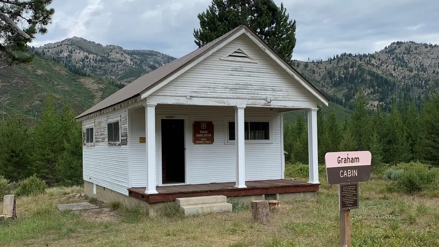 GRAHAM CABIN campground