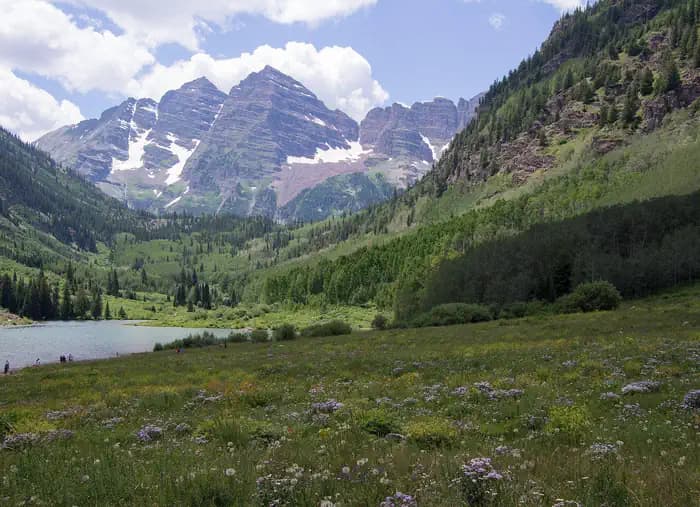 Maroon Bells Amphitheatre campground in Colorado
