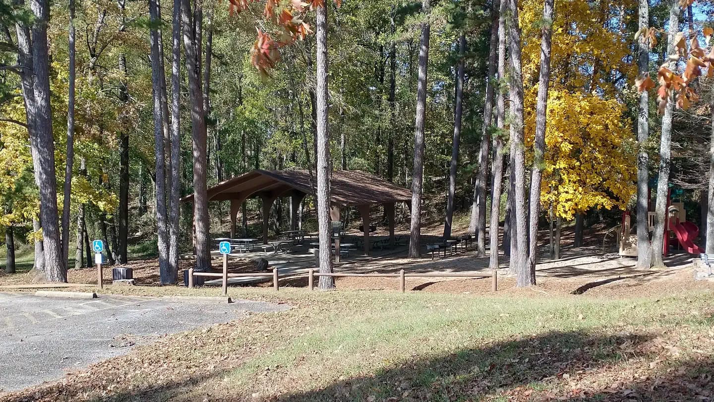 Self Creek Pavilion campground in US