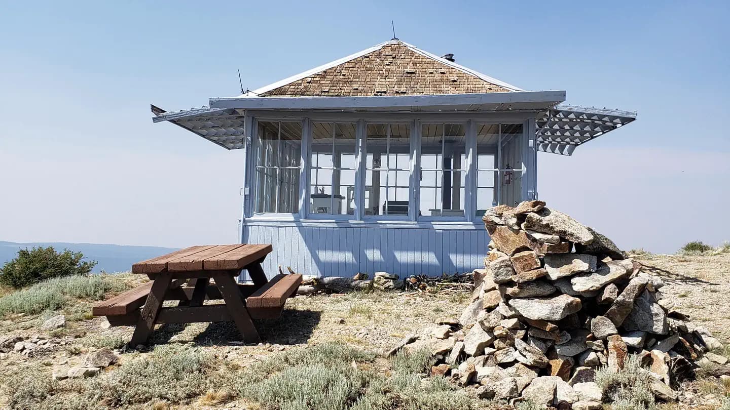 DRAKE PEAK LOOKOUT campground in Oregon
