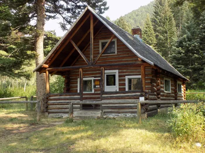 Bear Creek Cabin (Beaverhead-Deerlodge National Forest, MT) campground