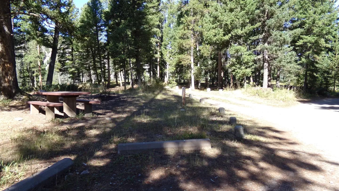 Hilltop Campground (Mt) in Montana