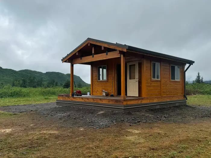 Tanis Mesa Cabin campground in Alaska