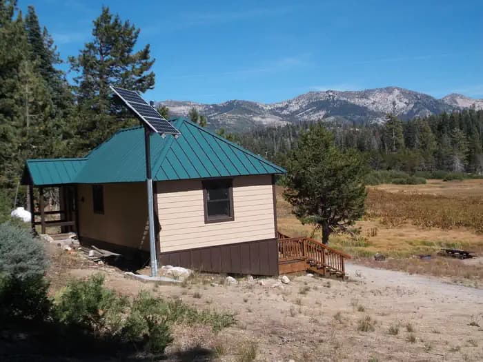 VAN VLECK BUNKHOUSE campground in California