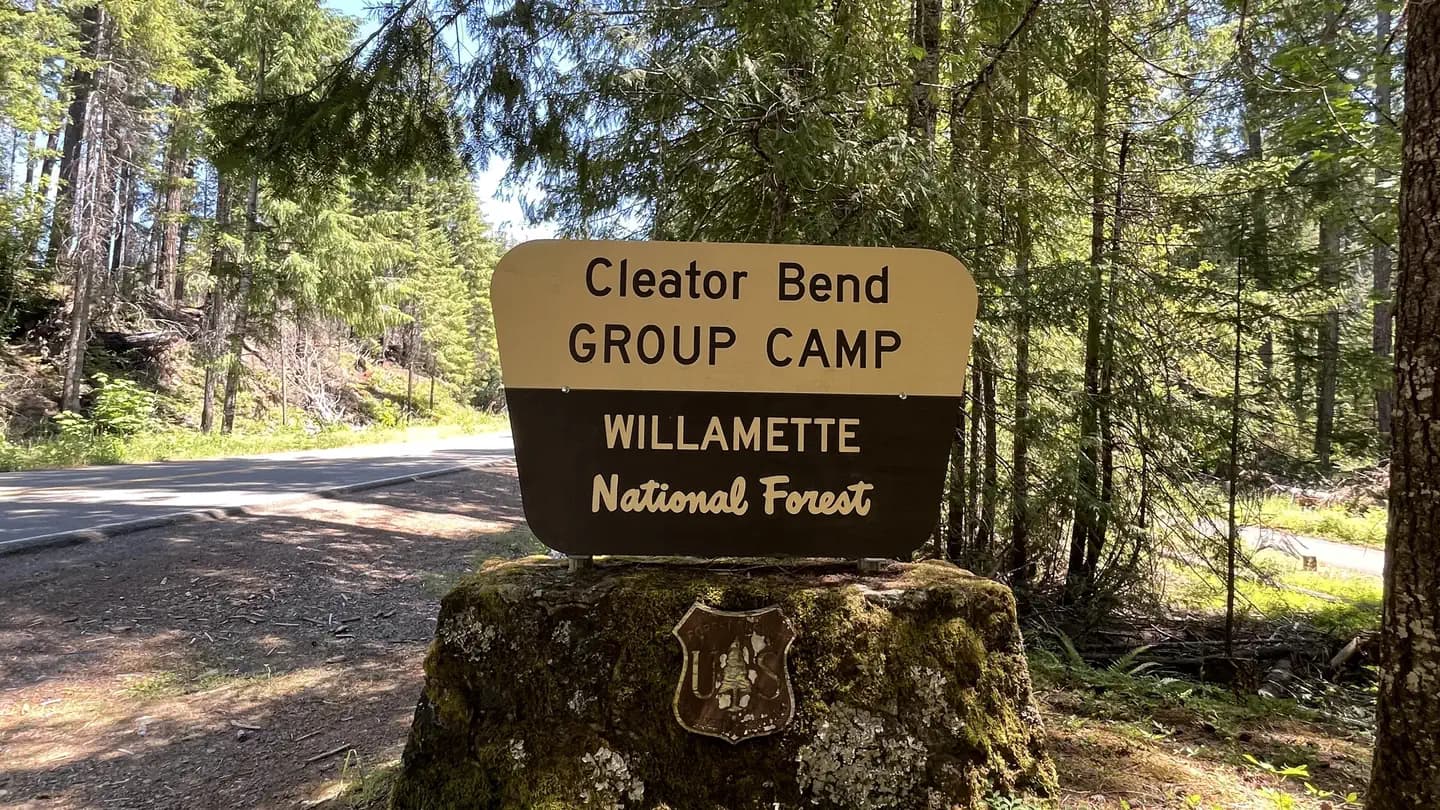 CLEATOR BEND campground in Oregon
