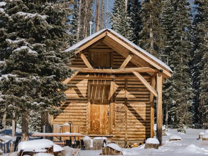 SNOW SURVEY CABIN campground in Wyoming