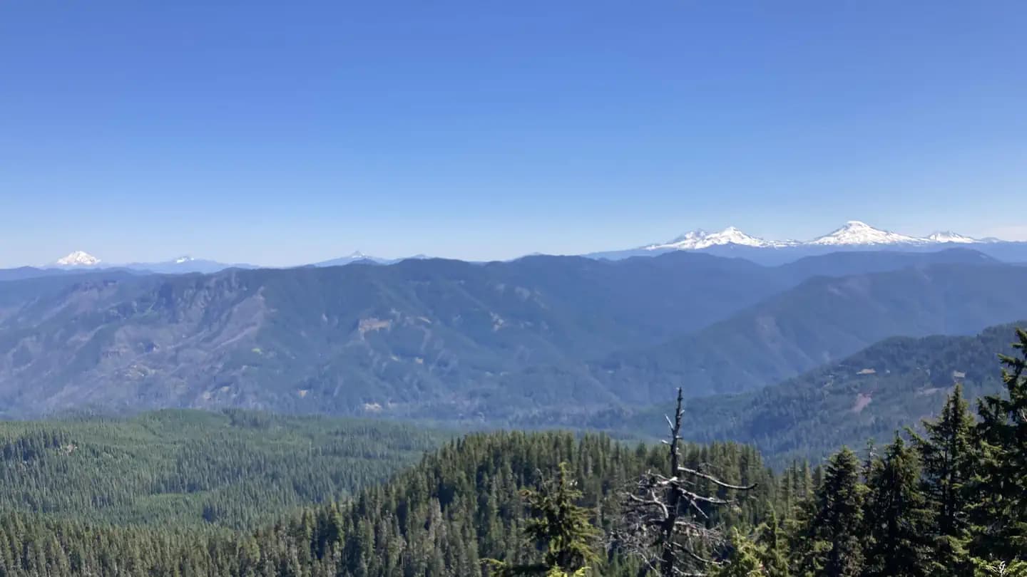 INDIAN RIDGE LOOKOUT campground in Oregon
