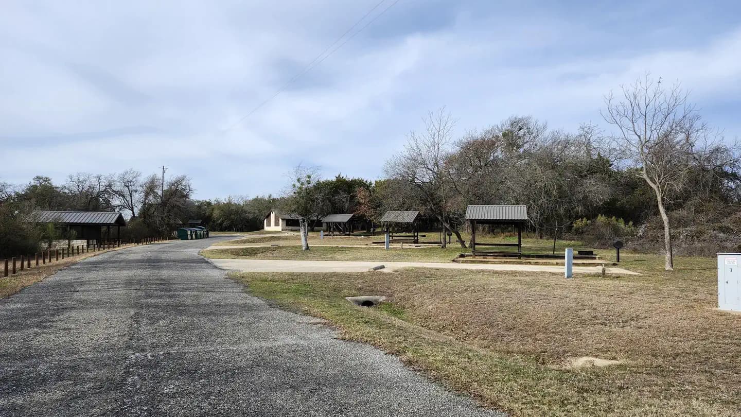 WHITE FLINT PARK campground in Texas