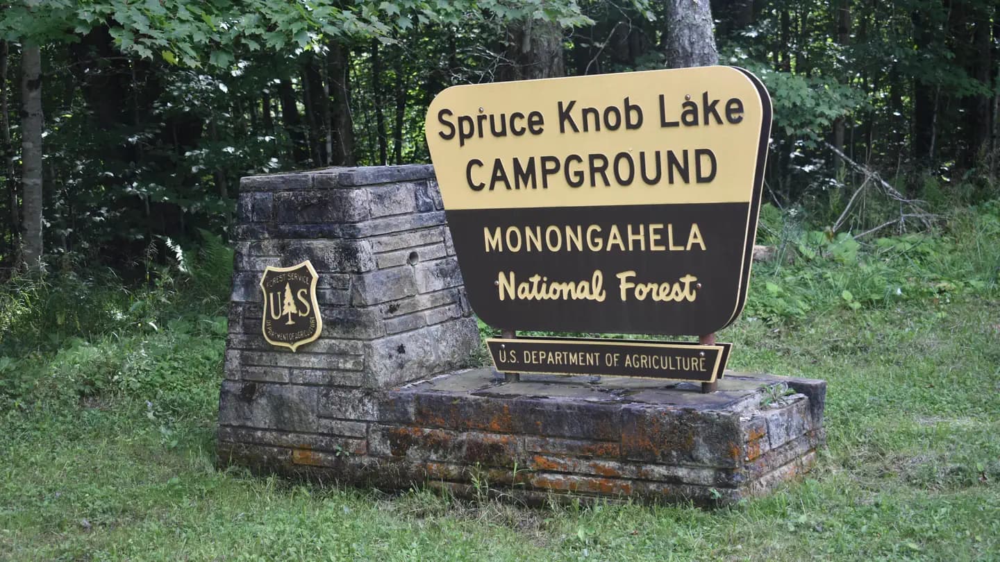 SPRUCE KNOB LAKE campground in West Virginia