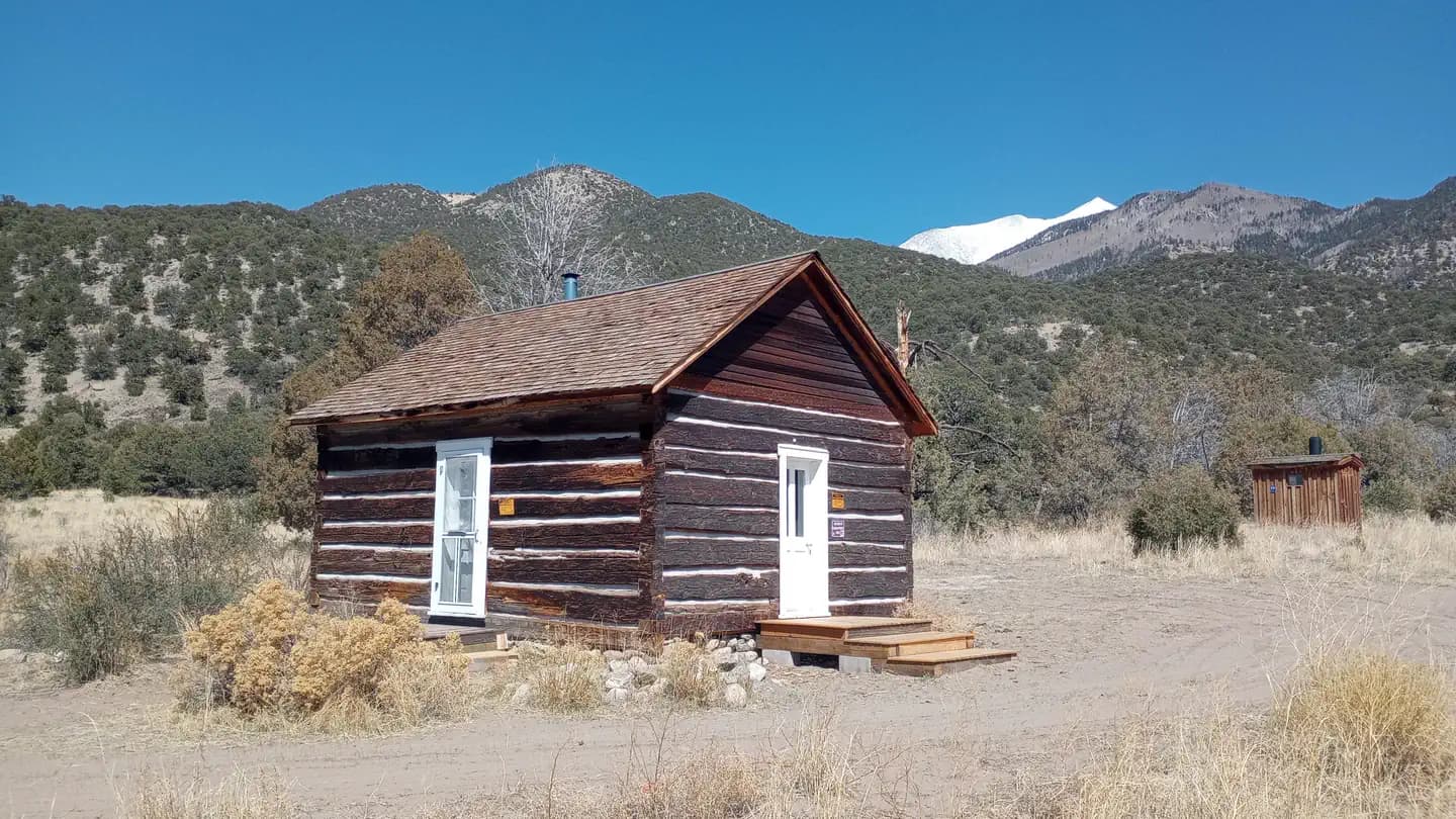 Duncan Cabin in Colorado