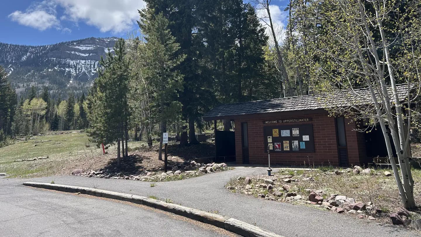 UPPER STILLWATER campground in Utah