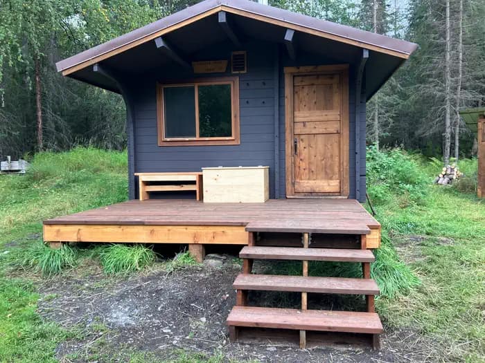 CARIBOU CREEK CABIN campground in Alaska