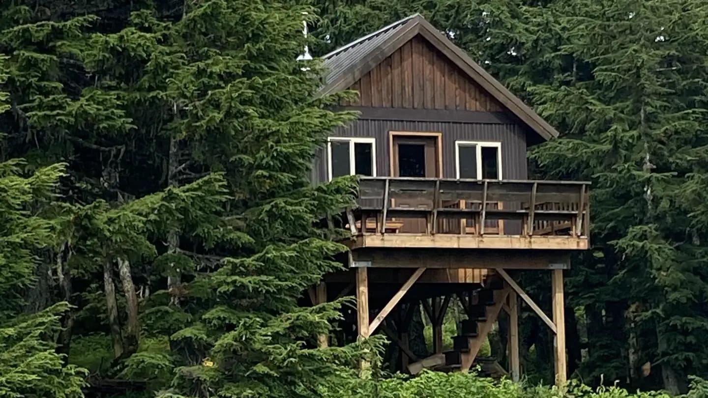 DALE CLEMENS CABIN campground in Alaska