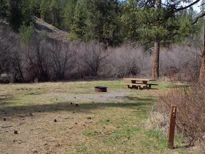 Deerhorn Campground campground in Oregon