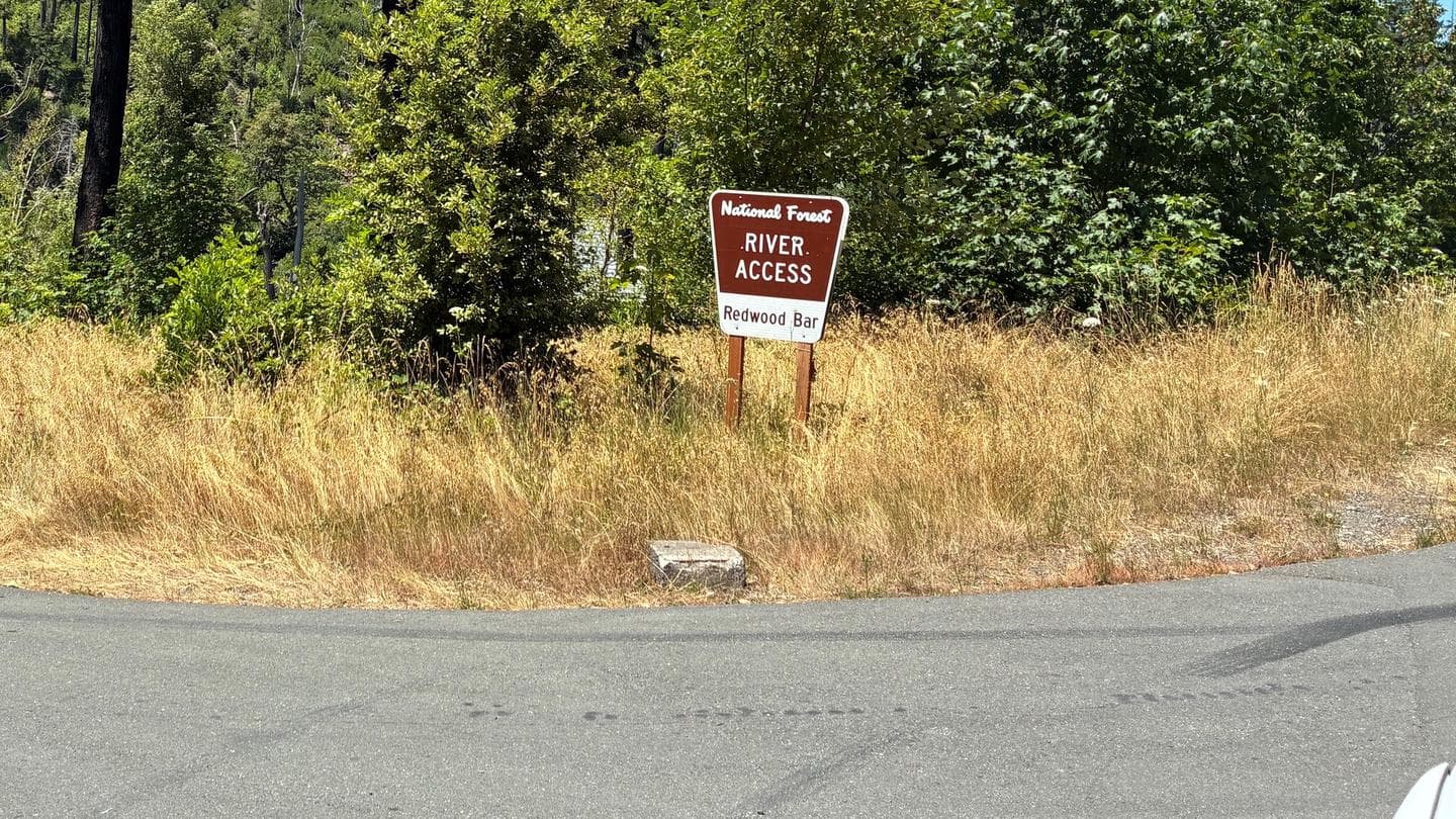 Redwood Bar Campground in Oregon