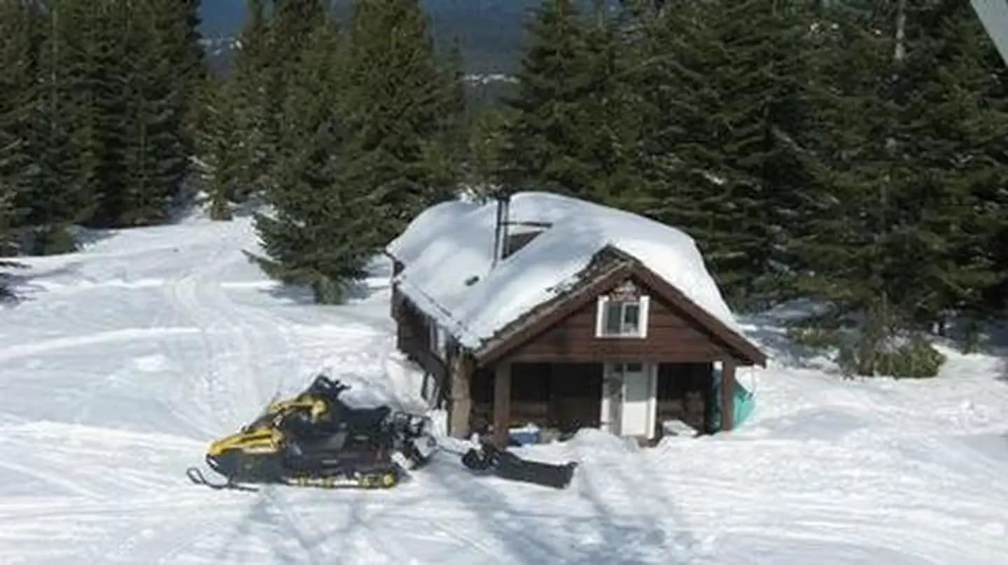 WALDE LOOKOUT CABIN campground in Idaho