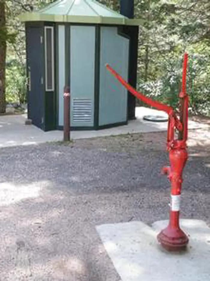 SPRUCE GROUP - LAKE ISABEL campground in Colorado