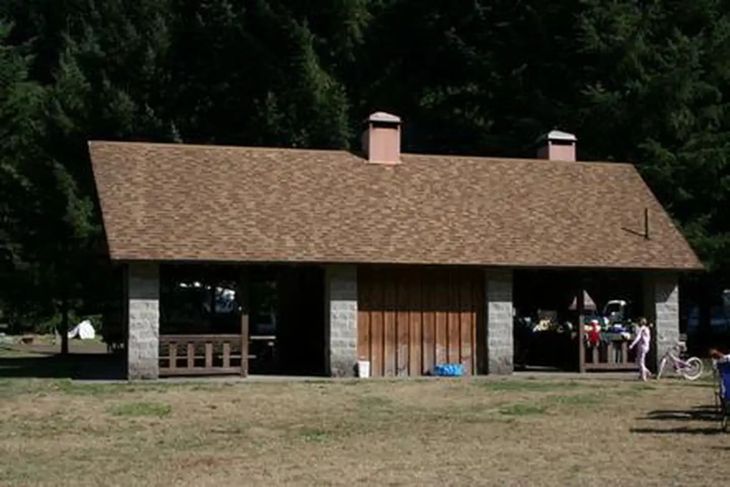 RIVER EDGE campground in Oregon