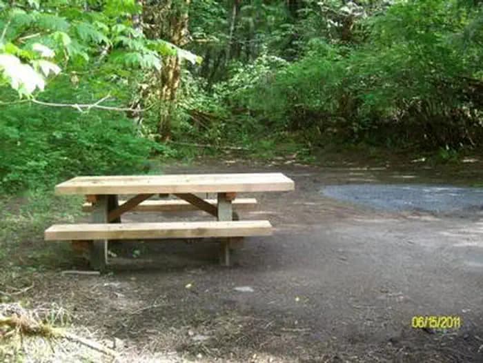 HARD ROCK CAMPGROUND campground in Oregon