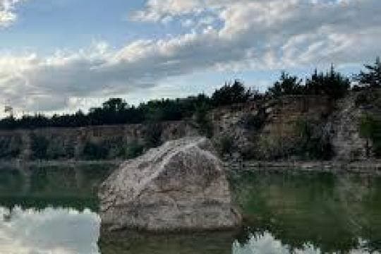 Lehigh Portland State Park Campground in Kansas