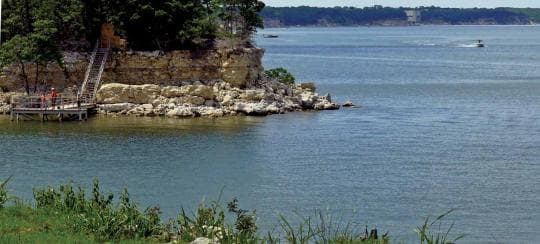 Eisenhower State Park Campground in Texas